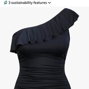Elegant Black One-Shoulder Swimsuit
